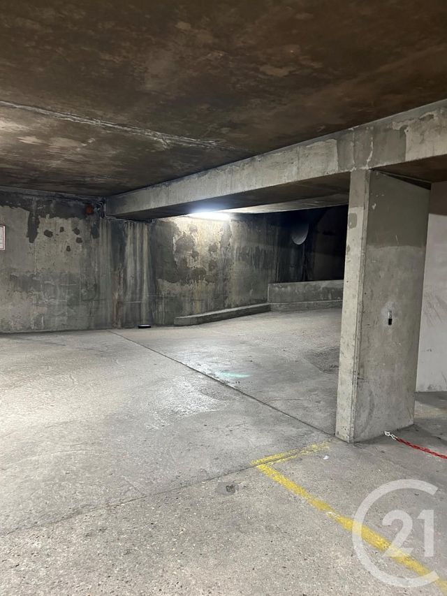 Afficher la photo en grand Parking à vendre - 11,35 m2 - Paris - 75012 - ILE-DE-FRANCE