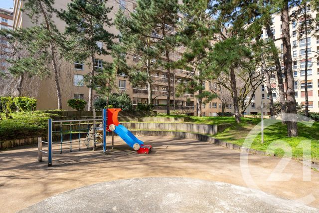 Appartement F2 à vendre - 3 pièces - 59,17 m2 - Paris - 75012 - ILE-DE-FRANCE