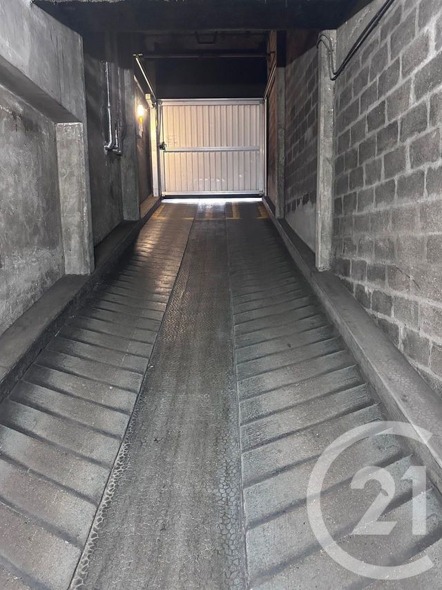 Parking à louer - 12 m2 - Vincennes - 94 - ILE-DE-FRANCE