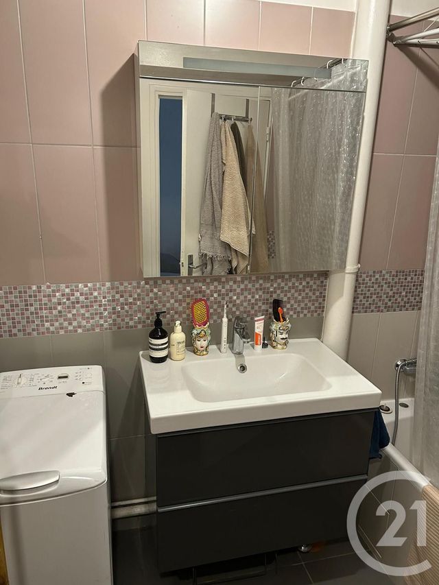 Appartement F1 &agrave; louer - 1 pi&egrave;ce - 33,06 m2 - Paris - 75012 - ILE-DE-FRANCE