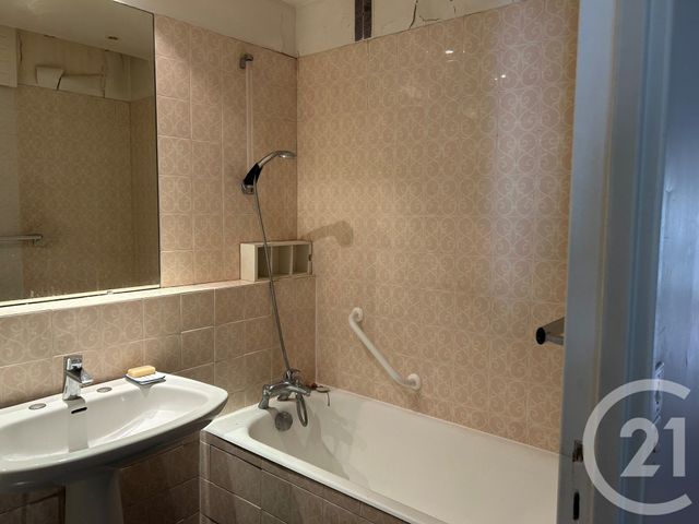 Appartement F4 / 5 &agrave; vendre - 5 pi&egrave;ces - 106,10 m2 - Paris - 75012 - ILE-DE-FRANCE