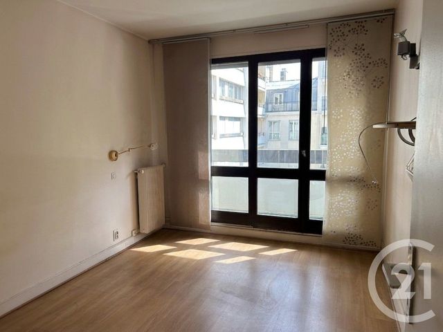 Appartement F4 / 5 &agrave; vendre - 5 pi&egrave;ces - 106,10 m2 - Paris - 75012 - ILE-DE-FRANCE