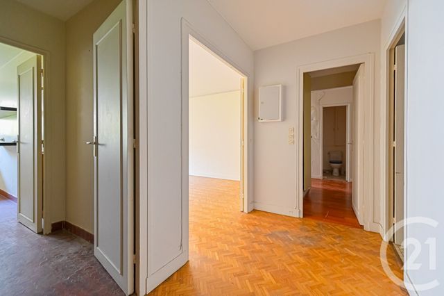 Appartement F4 / 5 &agrave; vendre - 5 pi&egrave;ces - 106,10 m2 - Paris - 75012 - ILE-DE-FRANCE