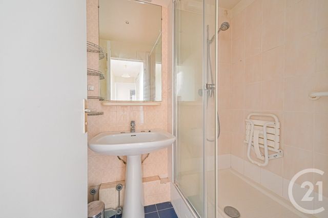 Appartement F4 / 5 &agrave; vendre - 5 pi&egrave;ces - 106,10 m2 - Paris - 75012 - ILE-DE-FRANCE
