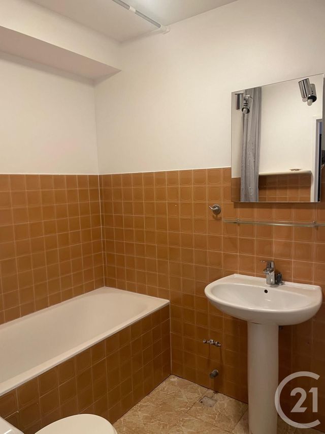 Appartement F1 &agrave; louer - 1 pi&egrave;ce - 28,55 m2 - Paris - 75012 - ILE-DE-FRANCE