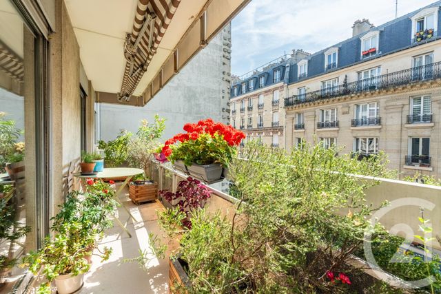  - PARIS - 
